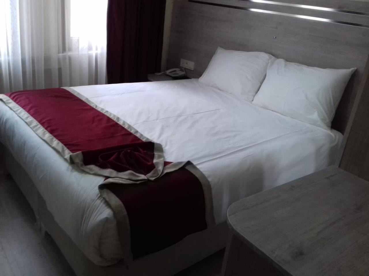 Beijing Hotel Istanboel Buitenkant foto